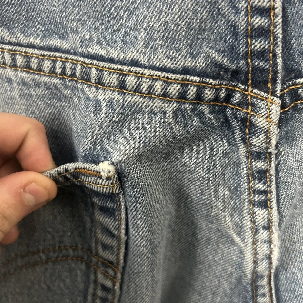 Vintage Levis Jeans Mens 36x34 Blue Denim 505 Straight Leg Light Wash 90s Adult
